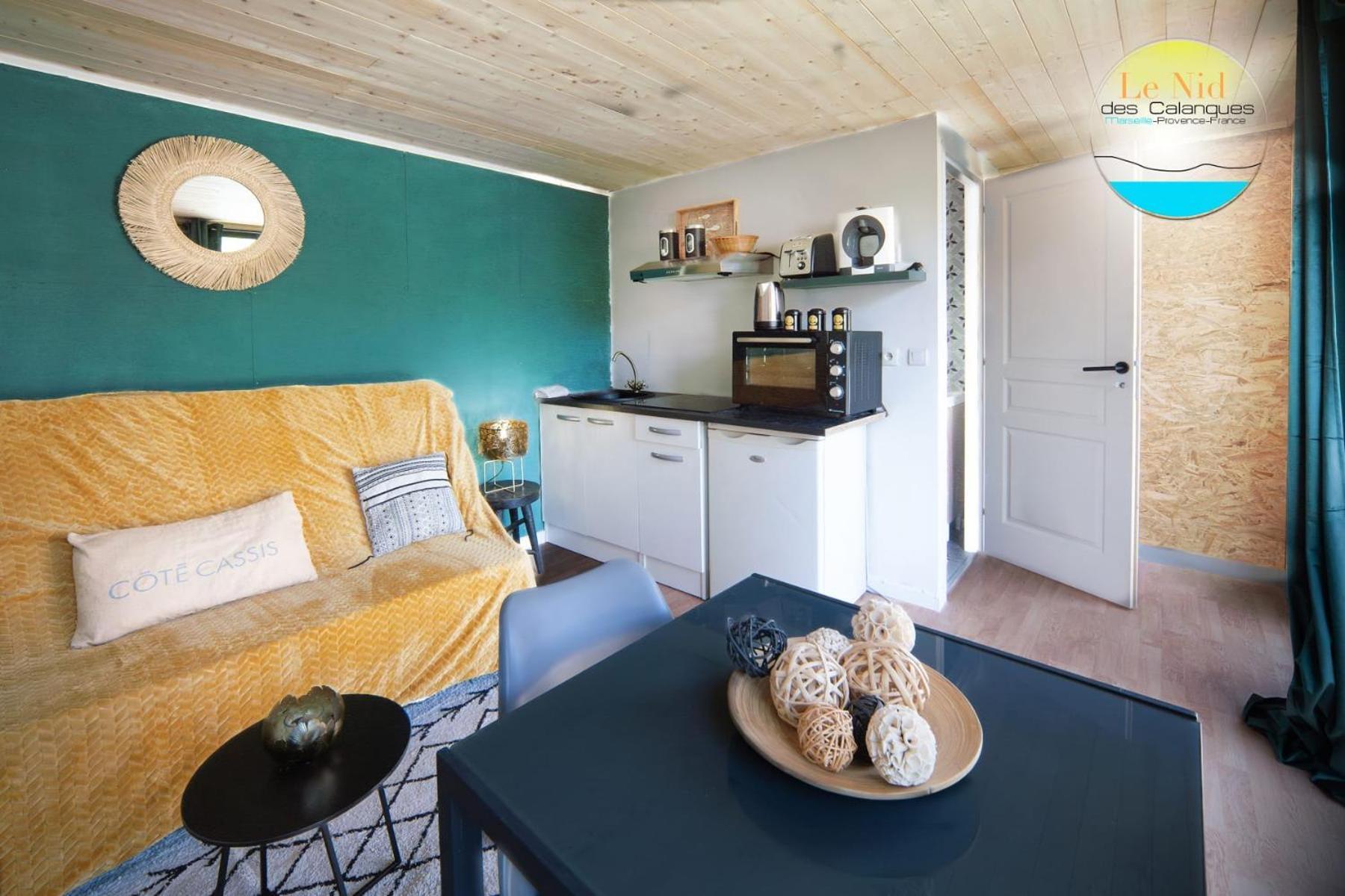 Le Nid Des Calanques Et Son Jacuzzi Apartment Marseille Bagian luar foto