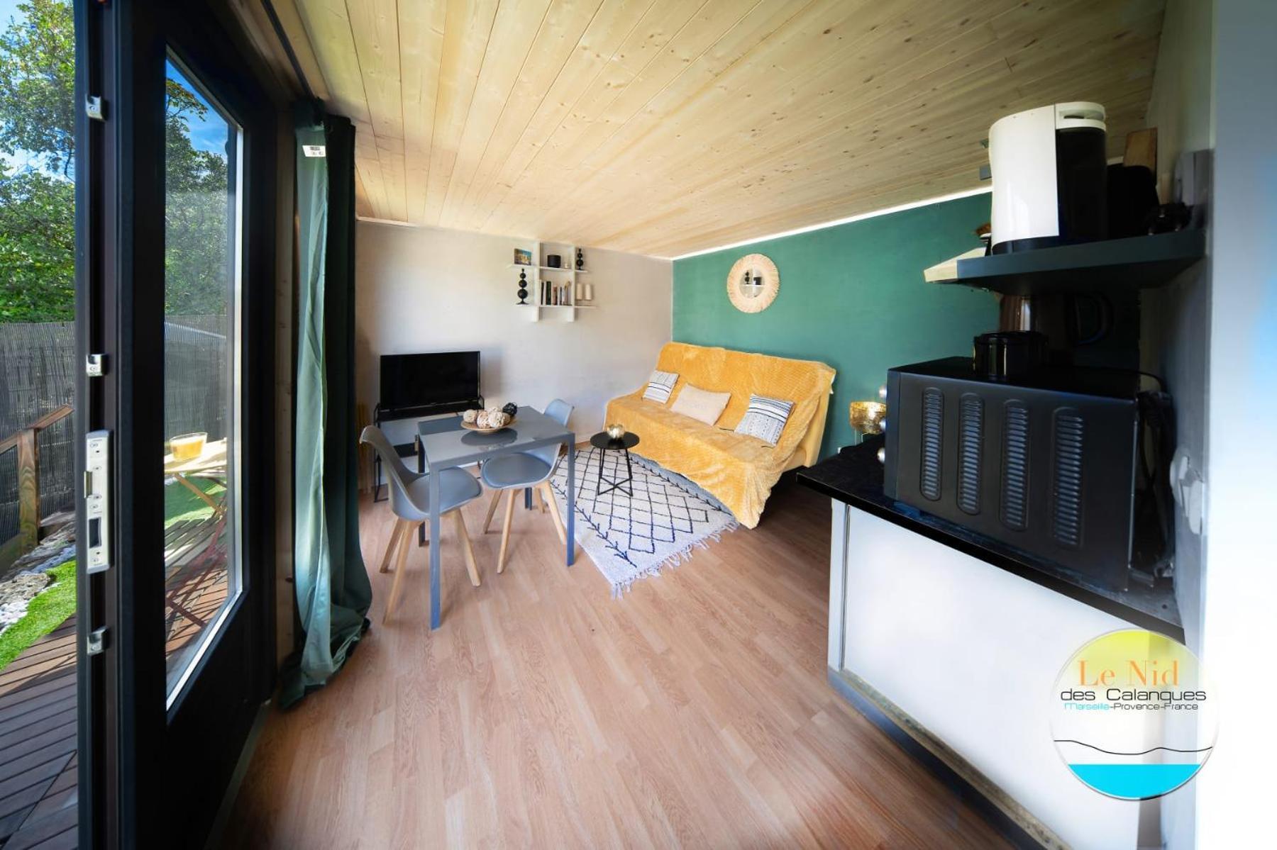 Le Nid Des Calanques Et Son Jacuzzi Apartment Marseille Bagian luar foto
